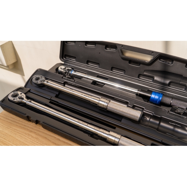 Cần Siết Lực Blue-Point 1/2 inch ( 40-220N.m) - BPTW3N220L